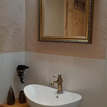 Casa No7- Primo Piano